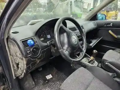 Veículo de Sucata volkswagen bora 1j2 1.9 tdi do ano 2005 alimentado ajm