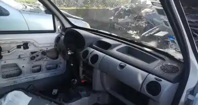 Здавання транспортного засобу renault kangoo express (fc0/1_) 1.5 dci (fc1r) року 2004 потужний 