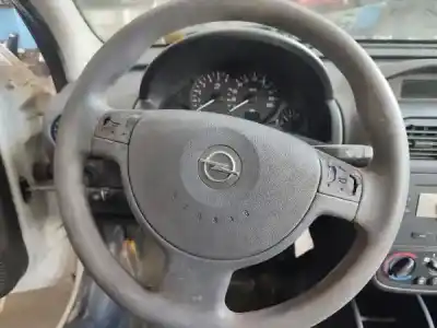 Veículo de Sucata opel corsa c 1.3 16v cdti cat (z 13 dt / ln9) do ano 2004 alimentado z 13 dt