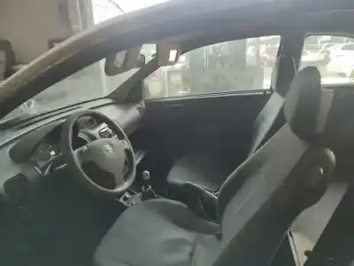 Veículo de Sucata opel corsa c 1.3 16v cdti cat (z 13 dt / ln9) do ano 2004 alimentado z 13 dt