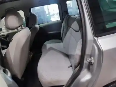 Véhicule à la ferraille fiat stilo multi wagon (192_) 1.9 jtd de l'année 2004 alimenté 192 a1.000