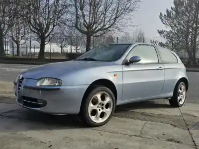 Veículo de Sucata ALFA ROMEO 147 (937_) 1.9 JTD (937.AXD1A 937.BXD1A) do ano 2001 alimentado 937 A2.000