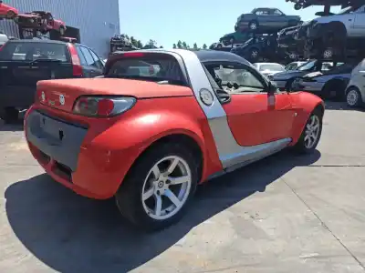 Vehicul casat smart roadster (452) 0.7 (452.434) al anului 2003 alimentat m 160.922