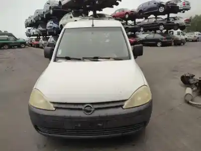 Veículo de Sucata opel combo tour 1.3 cdti 16v do ano 2005 alimentado z 13 dt