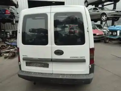 Veículo de Sucata opel combo tour 1.3 cdti 16v do ano 2005 alimentado z 13 dt