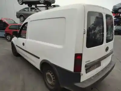 Veículo de Sucata opel combo tour 1.3 cdti 16v do ano 2005 alimentado z 13 dt