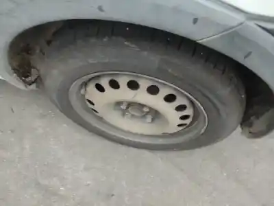 Veículo de Sucata opel combo tour 1.3 cdti 16v do ano 2005 alimentado z 13 dt