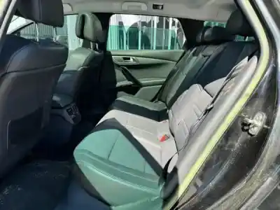 Véhicule à la ferraille peugeot 508 sw i (8e_) 2.2 hdi de l'année 2012 alimenté 4hl (dw12c)