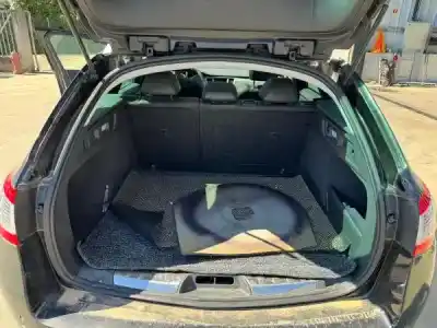 Véhicule à la ferraille peugeot 508 sw i (8e_) 2.2 hdi de l'année 2012 alimenté 4hl (dw12c)