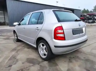 Здавання транспортного засобу skoda fabia i hatchback (6y2) 1.2 gasolina 2004 5p року 2003 потужний 