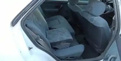 Sloopvoertuig renault 19 ii (b/c53_) 1.2 van het jaar 1994 aangedreven e7f 730