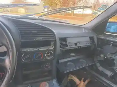 Veículo de Sucata bmw 3 (e36) 325 td do ano 2004 alimentado m51 d25 (256t1)