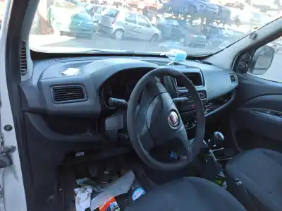 Veículo de Sucata fiat doblo cargo (263_) 1.6 d multijet do ano 2011 alimentado 198 a3.000