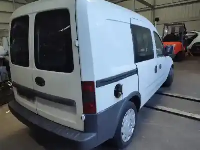 Veículo de Sucata opel combo tour 1.3 cdti 16v do ano 2005 alimentado z 13 dt