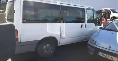 Veicolo di demolizione ford transit autobús (e_ _) 2.0 di (f_e_. f_f_. f_g_) dell'anno 2002 alimentato f3fa