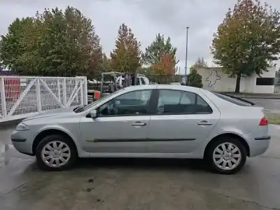 Veículo de Sucata renault laguna ii bg0 1_ 1.9 dci bg08. bg0g do ano 2002 alimentado 