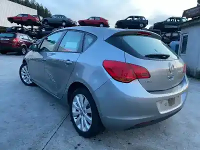 Здавання транспортного засобу opel astra j (p10) 1.3 cdti (68) року 2011 потужний a 13 dte