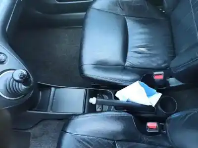 Здавання транспортного засобу honda civic vii hatchback (eu, ep, ev) 1.6 i (ep2 eu8 eu6) року 0 потужний d16v1