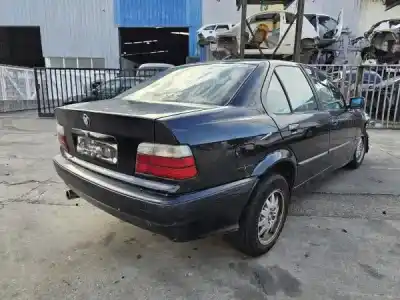 Scrapping Vehicle bmw 3 (e36) 316 i of the year 1996 powered m40 b16 (164e1)