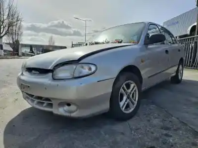 Veicolo di demolizione HYUNDAI ACCENT (X3) 1.3 12V CAT dell'anno 1999 alimentato G4EH