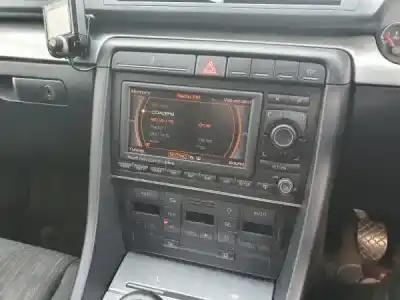Scrapping Vehicle audi a4 b7 (8ec) 1.9 tdi of the year 0 powered brb