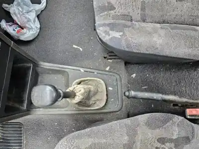 Sloopvoertuig opel kadett e (t85) 1.3 s (c19. d19) van het jaar 1989 aangedreven 13 s