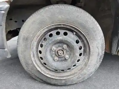 Sloopvoertuig opel kadett e (t85) 1.3 s (c19. d19) van het jaar 1989 aangedreven 13 s