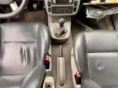 Veículo de Sucata ford galaxy i (wgr) 1.9 tdi do ano 2004 alimentado 