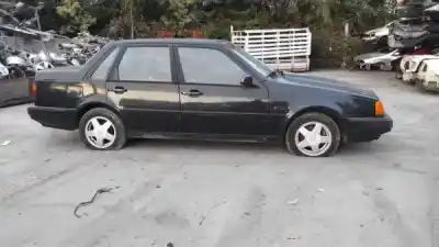 Veicolo di demolizione volvo 460 (464) 1.7 dell'anno 1990 alimentato b 18 ft