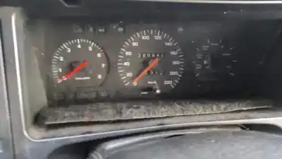 Veicolo di demolizione volvo 460 (464) 1.7 dell'anno 1990 alimentato b 18 ft