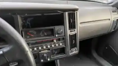 Veicolo di demolizione volvo 460 (464) 1.7 dell'anno 1990 alimentato b 18 ft