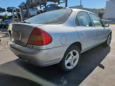 Veículo de Sucata ford mondeo ii (bap) 1.8 td do ano 2000 alimentado rfn