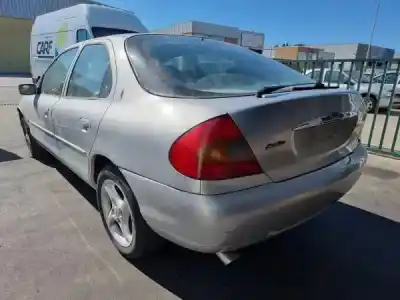Veículo de Sucata ford mondeo ii (bap) 1.8 td do ano 2000 alimentado rfn