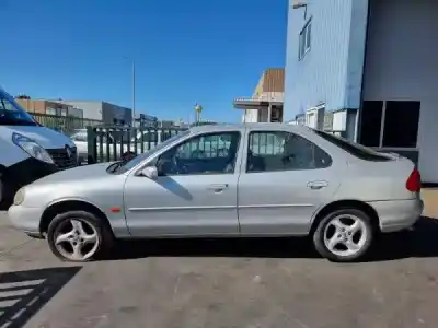 Veículo de Sucata ford mondeo ii (bap) 1.8 td do ano 2000 alimentado rfn