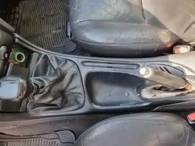 Veículo de Sucata ford mondeo ii (bap) 1.8 td do ano 2000 alimentado rfn