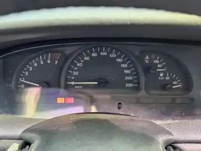 Sloopvoertuig opel vectra b hatchback (38_) 1.6 i 16v (f68) gasolina 2000 5p van het jaar 1996 aangedreven 