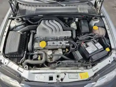 Sloopvoertuig opel vectra b hatchback (38_) 1.6 i 16v (f68) gasolina 2000 5p van het jaar 1996 aangedreven 