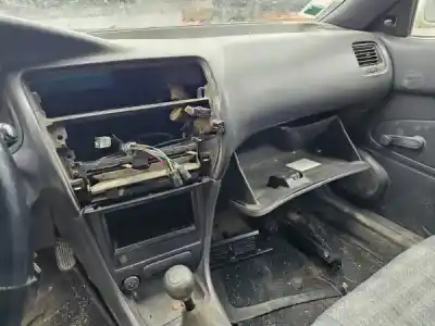 Vehicul casat toyota corolla compact (_e10_) 2.0 d (ce100_) al anului 1995 alimentat 2c