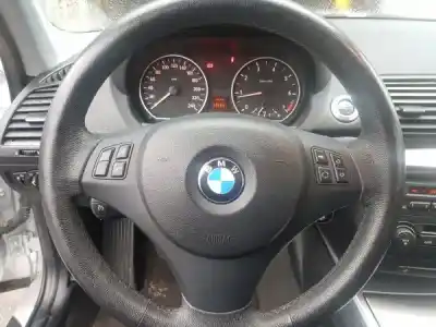 Veicolo di demolizione bmw 1 (e87) 120 i dell'anno 2004 alimentato n46 b20 b