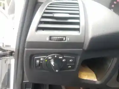 Veicolo di demolizione bmw 1 (e87) 120 i dell'anno 2004 alimentato n46 b20 b