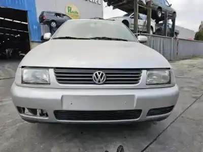 Scrapping Vehicle volkswagen polo variant (6v5) 60 1.4 of the year 2000 powered aua