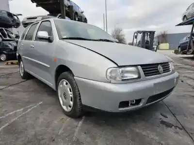 Scrapping Vehicle volkswagen polo variant (6v5) 60 1.4 of the year 2000 powered aua