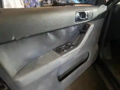 Scrapping Vehicle audi a3 (8l1) 1.6 of the year 0 powered 