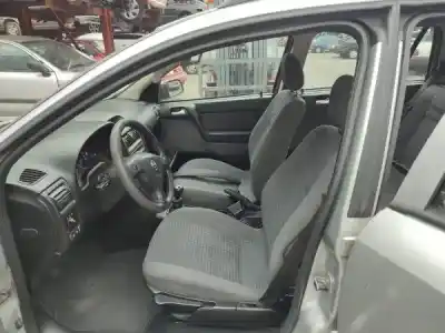 Hurda Aracı opel astra g caravan (f35_) 1.7 td (f35) gasóleo 1999 3p yılın 2003 güçlü y 17 dt