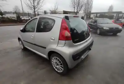 Vehicul casat peugeot 107 1.0 cat (384f) al anului 2006 alimentat 