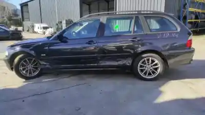 Scrapping Vehicle bmw 3 touring (e46) 320 d of the year 2000 powered 