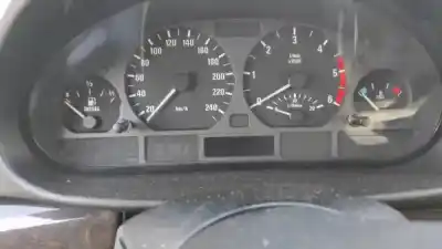 Scrapping Vehicle bmw 3 touring (e46) 320 d of the year 2000 powered 