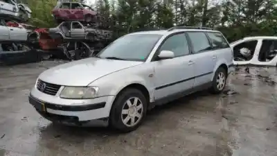 Здавання транспортного засобу VOLKSWAGEN PASSAT VARIANT (3B5) 1.9 TDI року 1998 потужний AFN