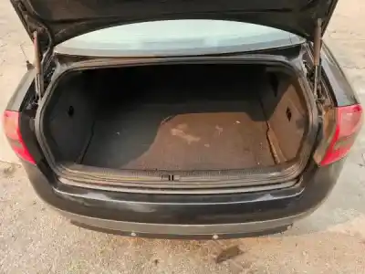 Véhicule à la ferraille audi a6 c5 (4b2, 4b4) 2.5 tdi de l'année 2000 alimenté ake