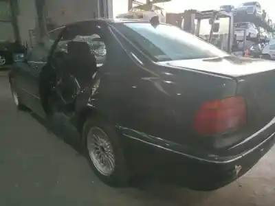 Veicolo di demolizione bmw 5 (e39) 520 i dell'anno 1997 alimentato m52 b20 (206s3)